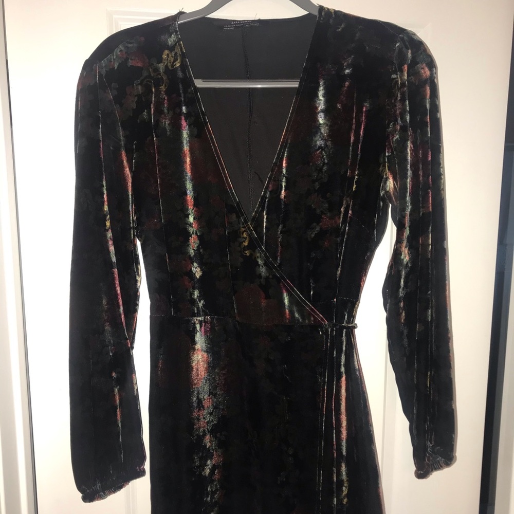 Velvet short Zara dress